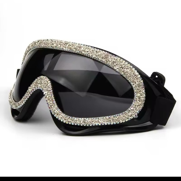 Accessories - Luxury oversized windproof sunglasses skiing designer rhinestone goggles